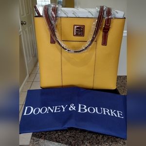 NWT Dooney & Bourke Pebble  Grain Lexington Shopper Tote